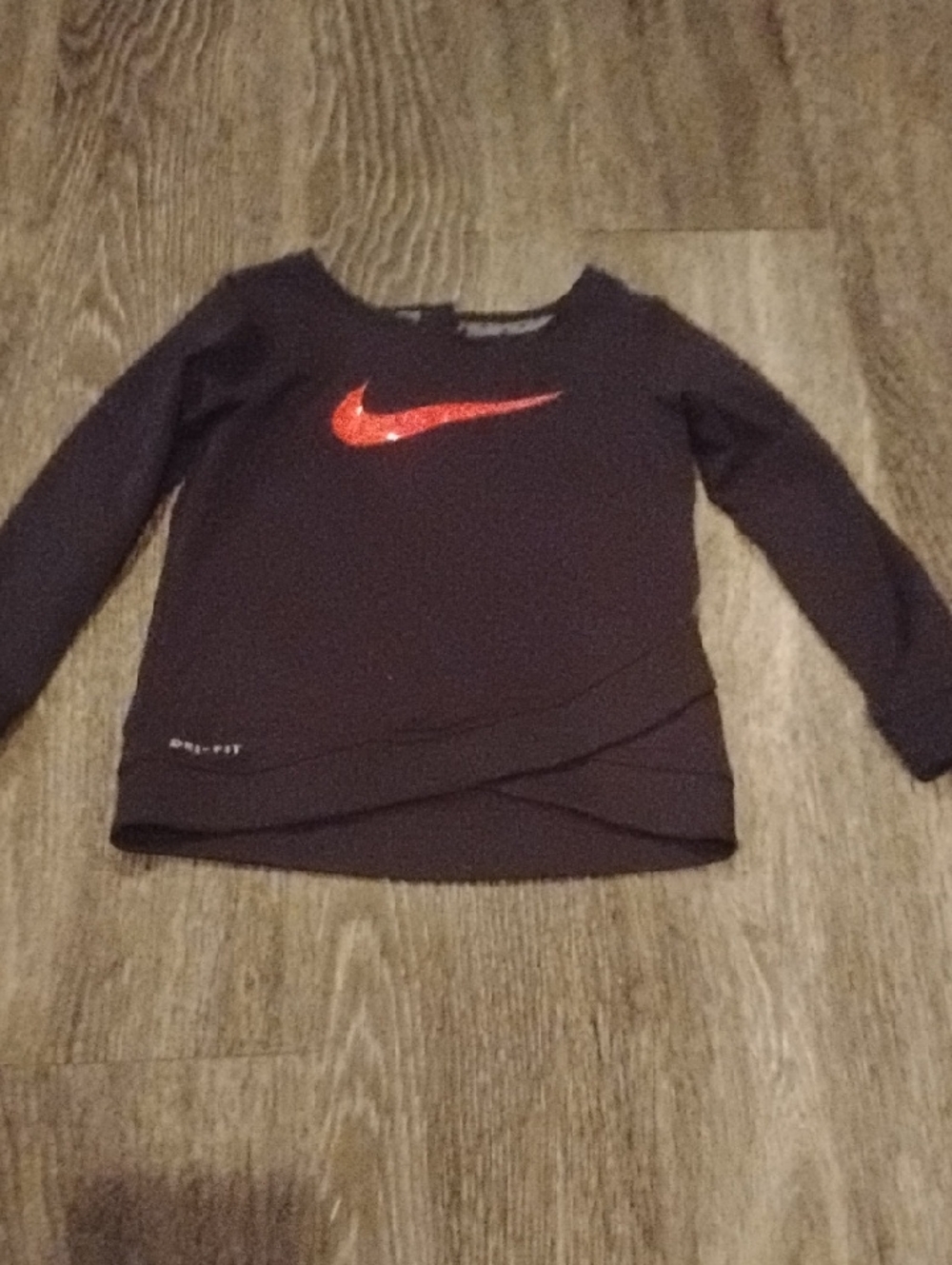 Girls Black Long Sleeve Nike Shirt In Size 24M